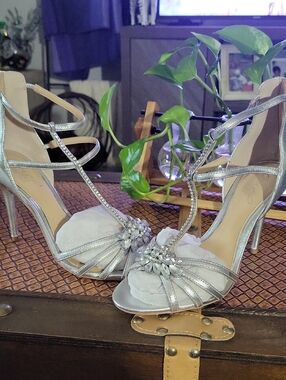 Bagley Mischka Silver Strappy Embellished Women's Heels - Bridal Evening Sandals